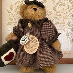 FINAL SALE!! Boyds Bear Plush "Bailey" w/Heart Pillow Plaid Dress Stuffed Animal